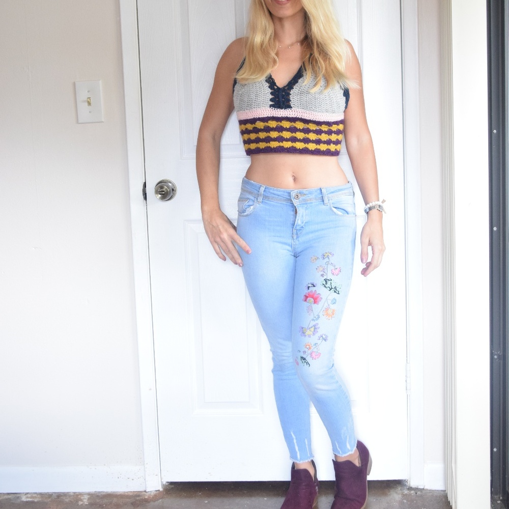 Zara Basic Denim Light Wash Jeans w/floral Size0.